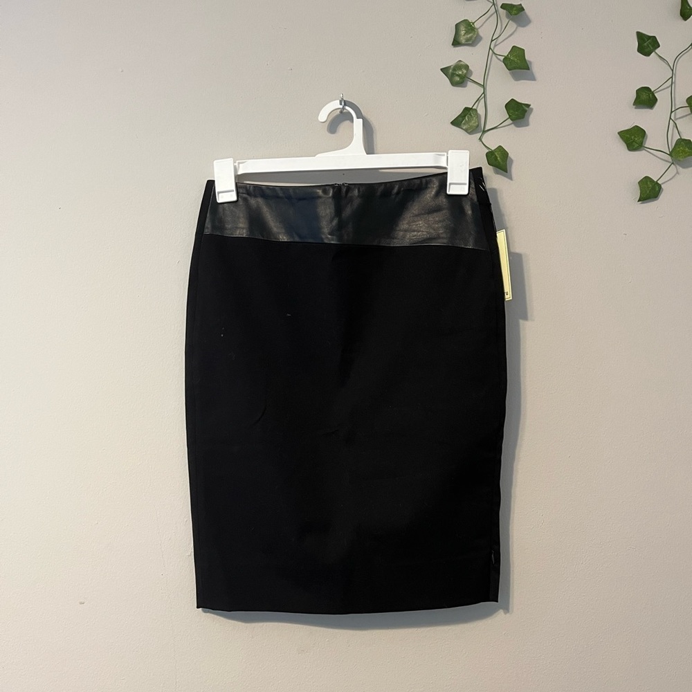 Pencil skirt *NEW*
